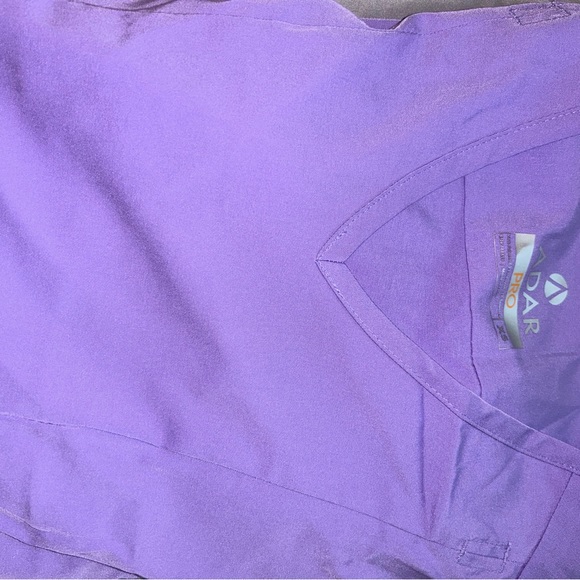 ADAR scrub shirt and scrub pants - Picture 1 of 6